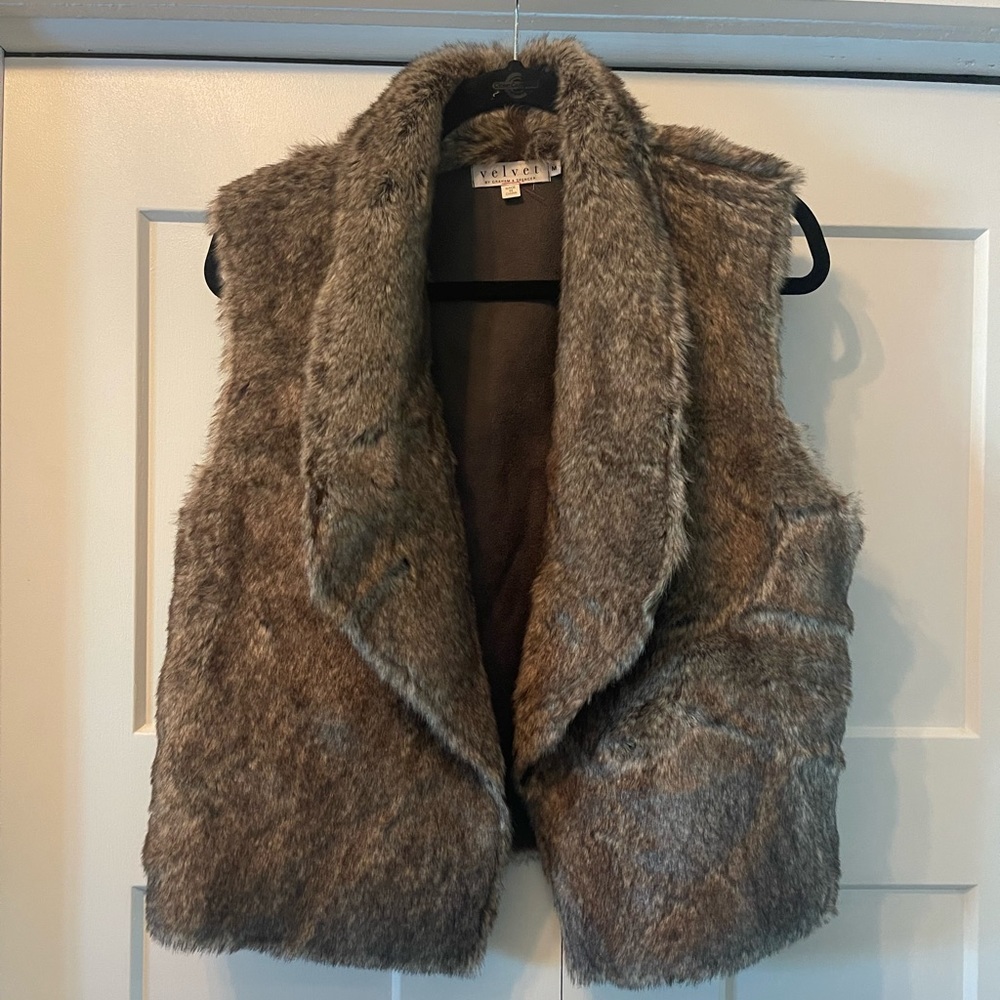 Velvet faux fur vest